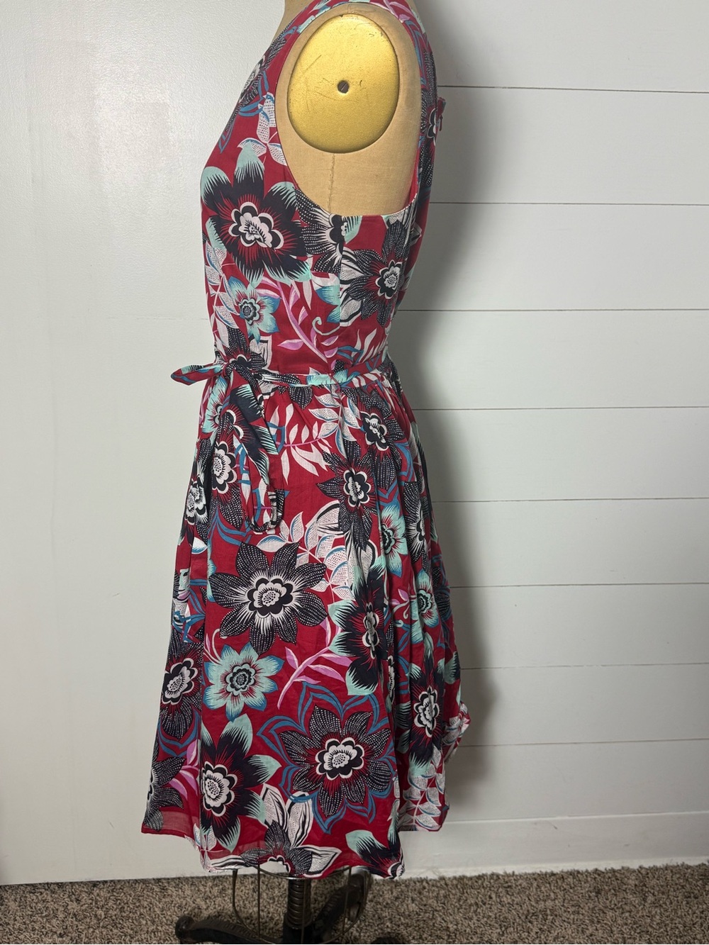 Talbots Floral Belted Dress in Red, Teal, Black - Picture 2 of 8